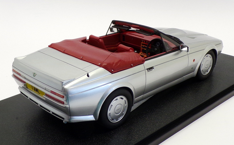 Aston Martin Zagato Cabriolet noir 1987 au 1/18 de Cult Models CML034-1