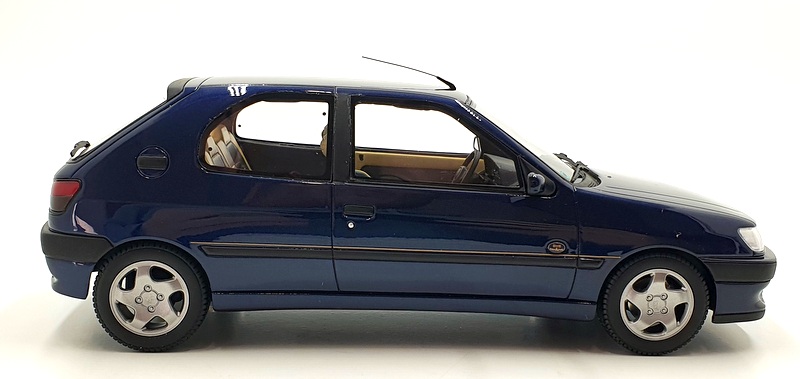 Otto Mobile1/18 Scale Resin - OT385 Peugeot 306 - Eden Park Blue