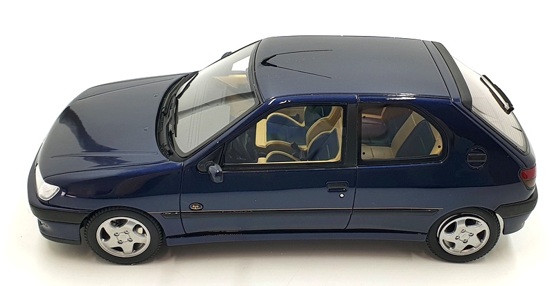 Otto Mobile1/18 Scale Resin - OT385 Peugeot 306 - Eden Park Blue