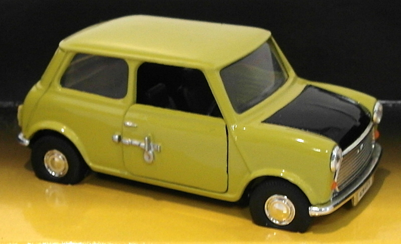 Corgi 1/36 Scale Diecast 96011 - Mr Bean's Mini | eBay