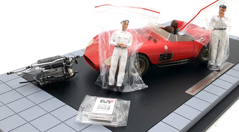 CMC 1/18 Scale M-172 Maserati 300S Dirty Hero With Figures and Engine With Case