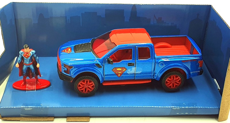 Jada 1/32 Scale 81378 - Superman Figure And 2017 Ford F-150 Raptor - Blue