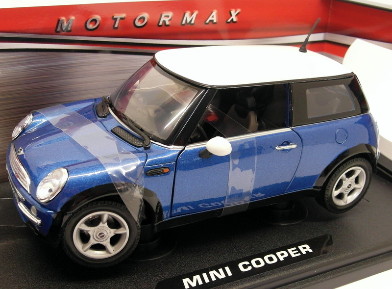 Motormax 1/18 Scale Diecast  73114 BMW Mini Cooper Metallic Blue with White Roof