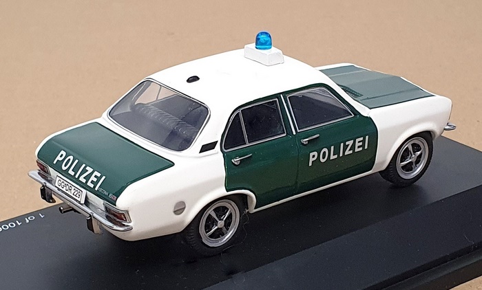 Schuco 1/43 Scale 02652 - Opel Ascona A Polizei - White/Green Schuco 1/43 Scale 02652 - Opel Ascona A Polizei - White/Green