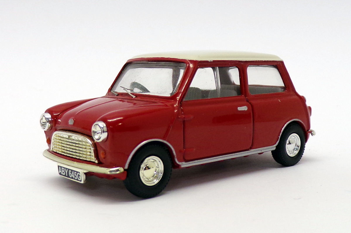 Vanguards 1/43 Scale Model Car VA01307 - Austin 7 Mini - Red/White