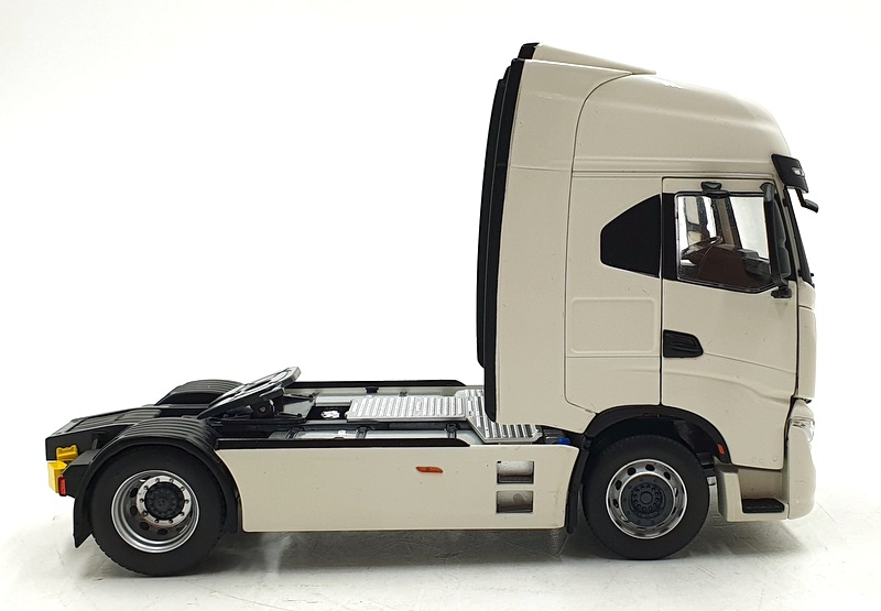 Camion Miniature SCANIA R500 Claas – Marge Models 1/32 – Solo 4X2 Argenté