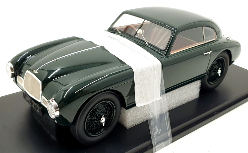 Matrix 1:18 Aston DB MKII LML 1949 green（AUTOart 1/18