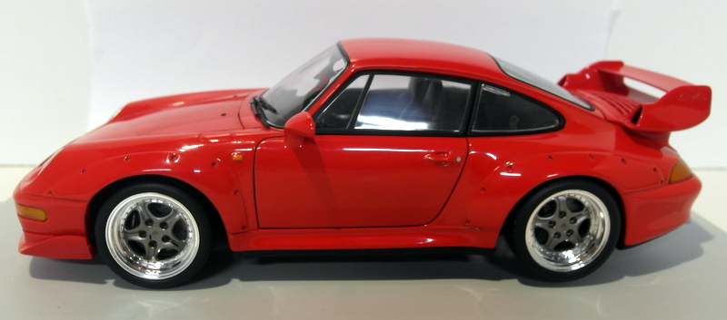UT Models 1/18 Scale Diecast 27833 - Porsche 911 GT2 993 - Red