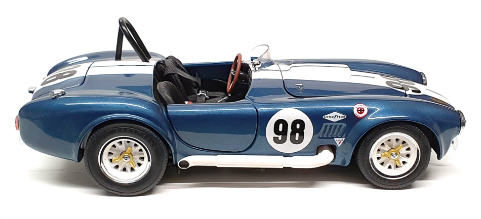 Revell Creative Masters 1/20 Scale 08671 - Racing Shelby Cobra 427 #98 Met Blue