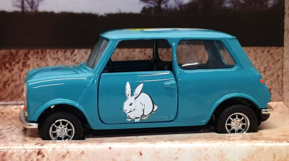 Corgi 1/36 Scale Diecast HI82004 - Mini Cooper Easter 2005 - Blue Corgi 1/36 Scale Diecast HI82004 - Mini Cooper Easter 2005 - Blue