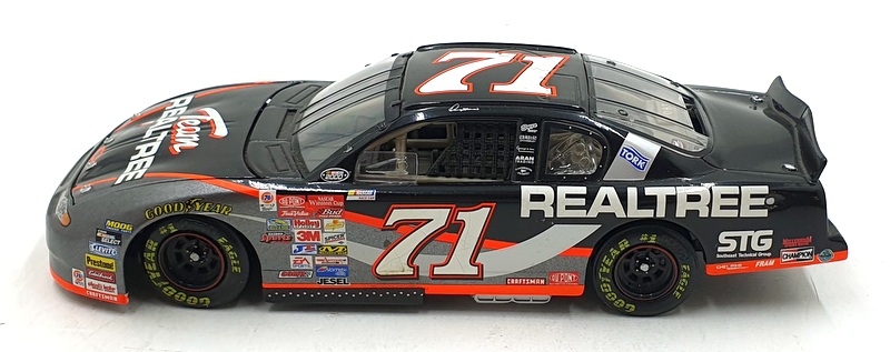 ミニカー SCALE STOCK CAR 1/24 Action 1/24 Scale 103234 - Chevrolet 2002 NASCAR #8 Looney