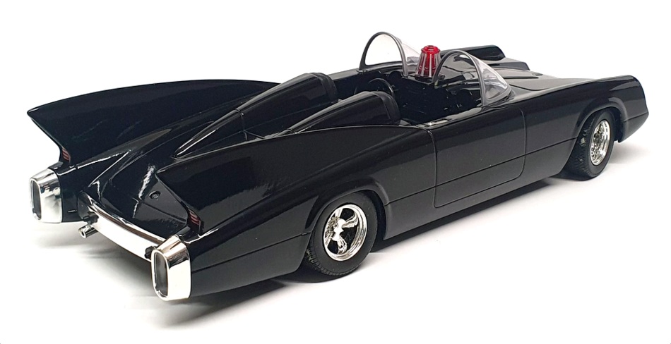 Johnny Lightning 1/24 Scale Built Kit 6904 - 1960s DC Comics
