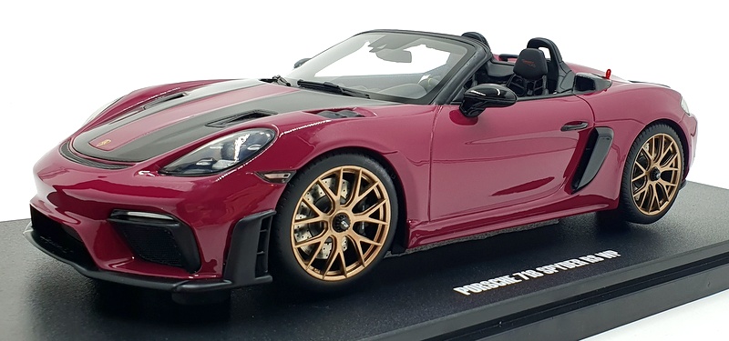 ハッピー1/18 ポルシェ 718 スパイダー RS レッド Spyder 1:18 Diecast Porsche 718 Spyder RS by Norev - YouTube