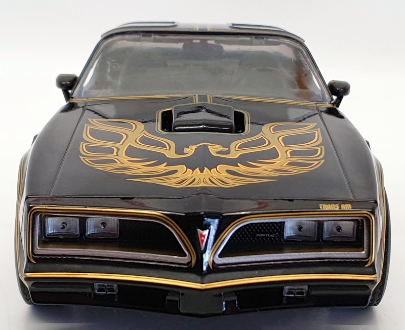 No82 ミニカー1/18 PONTIAC FIREBIRD TRANS AM Pontiac Firebird Trans Am Black & Gold 1:18 Metal Die Cast