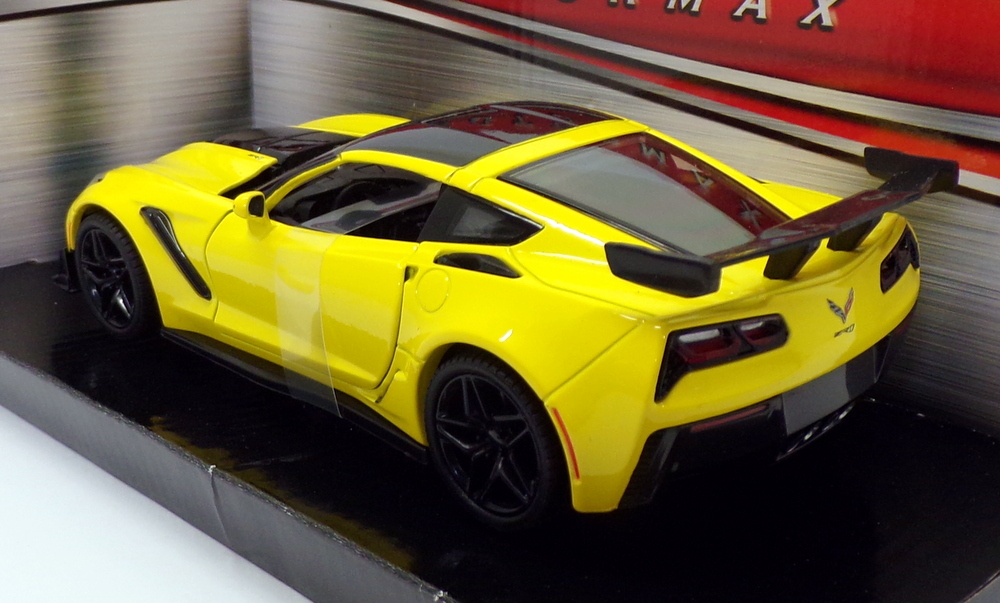 Motor Max 1/24 Scale 79356 - 2019 Chevrolet Corvette ZR1 - Yellow Motor Max 1/24 Scale 79356 - 2019 Chevrolet Corvette ZR1 - Yellow