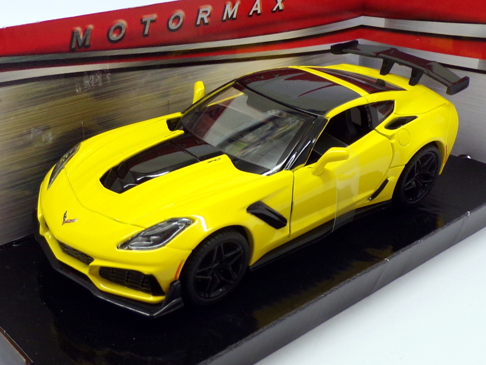 Motor Max 1/24 Scale 79356 - 2019 Chevrolet Corvette ZR1 - Yellow Motor Max 1/24 Scale 79356 - 2019 Chevrolet Corvette ZR1 - Yellow