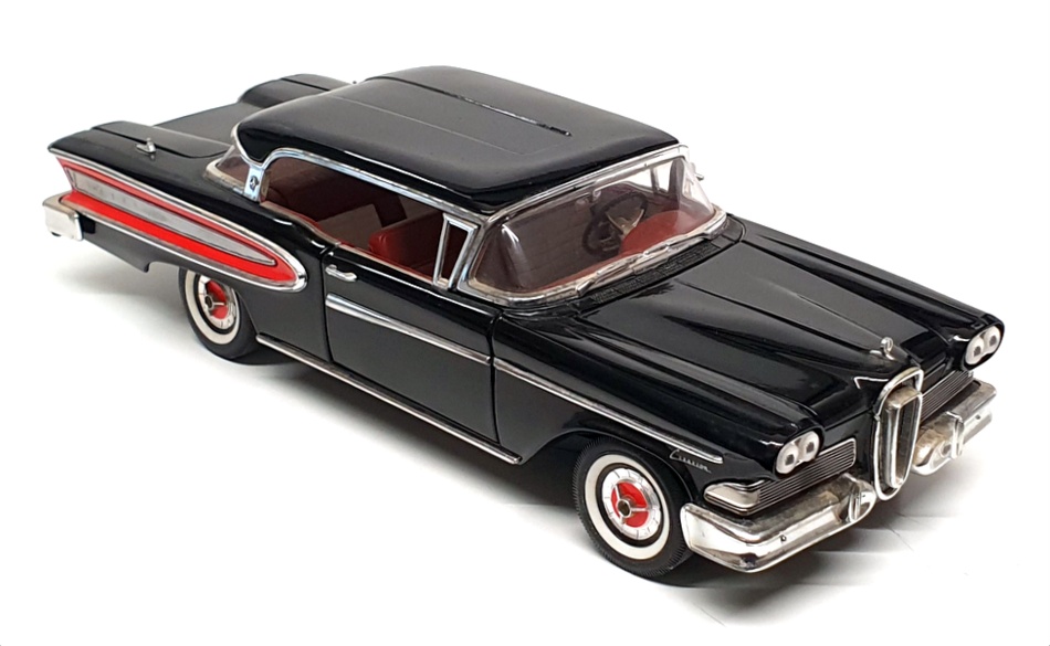 Road Signature 1/18 Scale Diecast 3124P - 1958 Edsel Citation - Black/Red