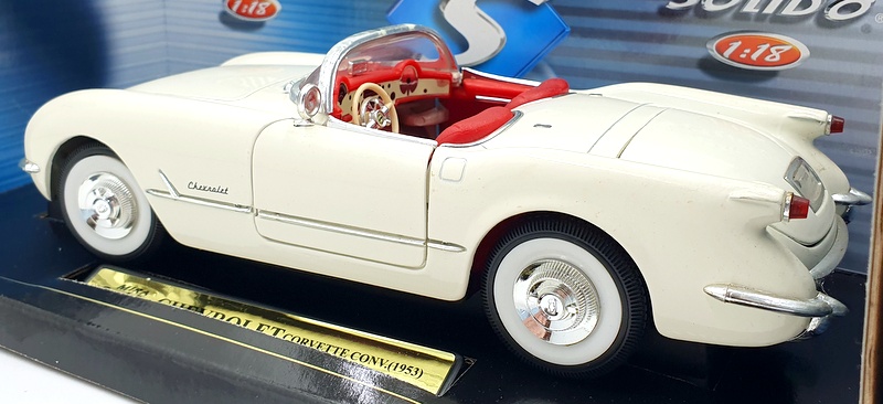 Solido 1/18 scale Diecast 8082 - Chevrolet Corvette 1953