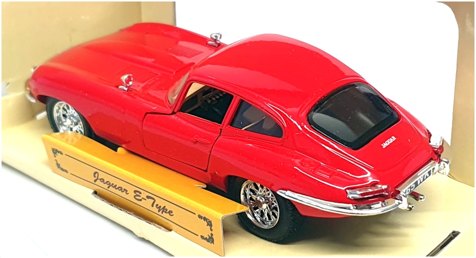 Saico 1/32 Scale Diecast 22277 - Jaguar E-Type - Red