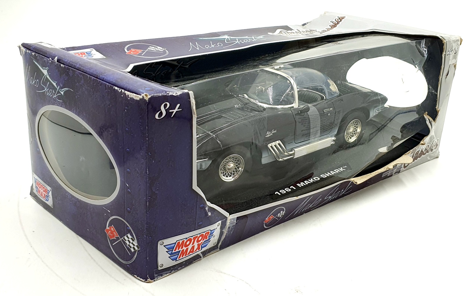 Motor Max 1/18 Scale Diecast 73102 - 1961 Chevrolet Stingray Mako Shark Motor Max 1/18 Scale Diecast 73102 - 1961 Chevrolet Stingray Mako Shark
