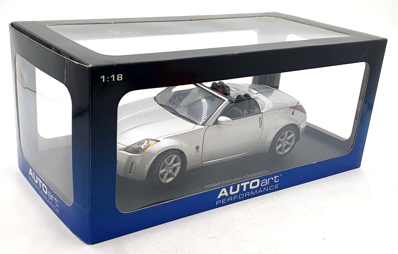 Autoart 1/18 Scale 77376 - Nissan Fairlady Z Roadster RHD