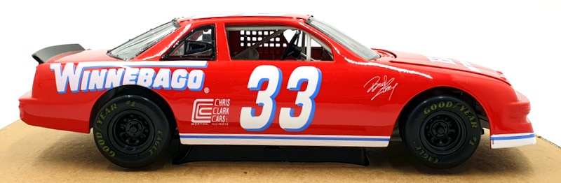 ERTL 1/18 Scale Diecast 7413TO - Chevrolet Lumina H&W NASCAR #33