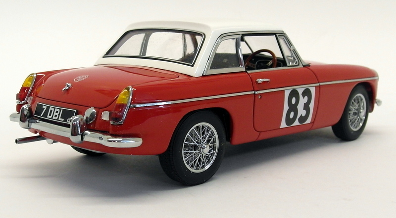 その他 1/18 AUTOart MGB GT Coupe Mk II 1969 Red 1/18 AUTOart 1969 MGB GT Mk2 Coupe (Red) Diecast Car Model