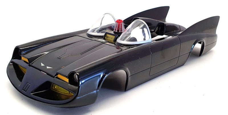 Johnny Lightning Batmobile 1:24 スケール Jonny Lighting 1/24 Scale Model Kit 6904 - Batmobile DC Comic | eBay