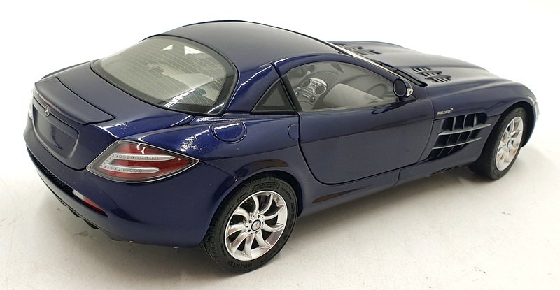 【レア】 CMC Mercedes-Benz SLR McLaren 1:18 LAST ONE] [RARE] 1:12 CMC Mercedes Benz SLR McLaren 2003 BLACK F1