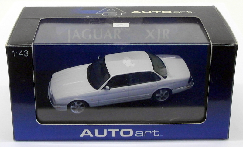 Autoart 1/43 Scale Diecast 53602 - Jaguar XJR - White