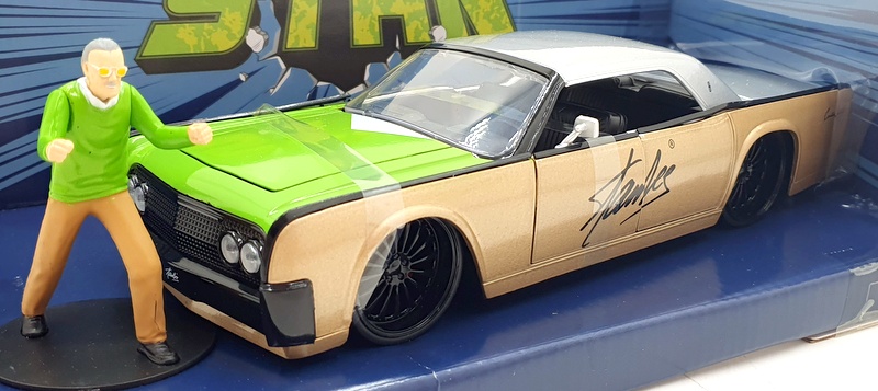 Jada 1/24 Scale Diecast 32778 - Stan Lee & 1963 Lincoln Continental