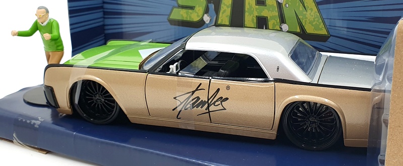 Jada 1/24 Scale Diecast 32778 - Stan Lee & 1963 Lincoln Continental