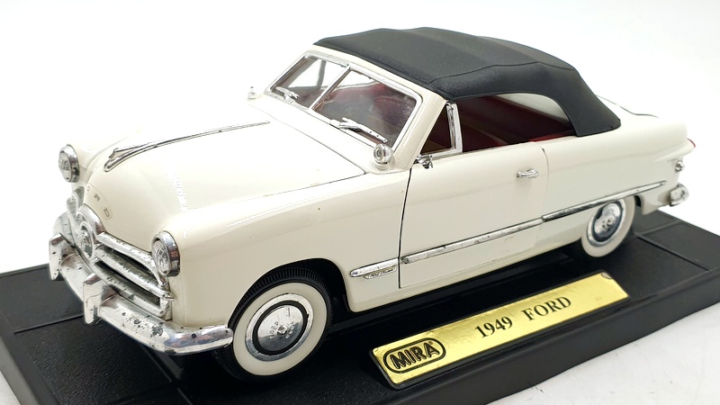 MIRA SOLIDO Ford Berline 1949ミニカー 1/18 Ford 1949 Solido 1/18 Green - YouTube