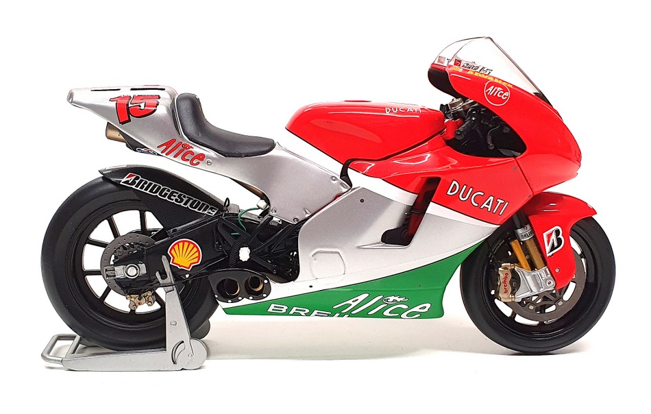 Minichamps 1/12 Scale 122 060015 - Ducati Desmosedici S. Gibernau MotoGP 2006