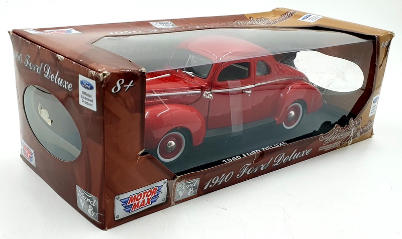 Motor Max 1/18 Scale Diecast 73100TC - 1940 Ford Deluxe - Red