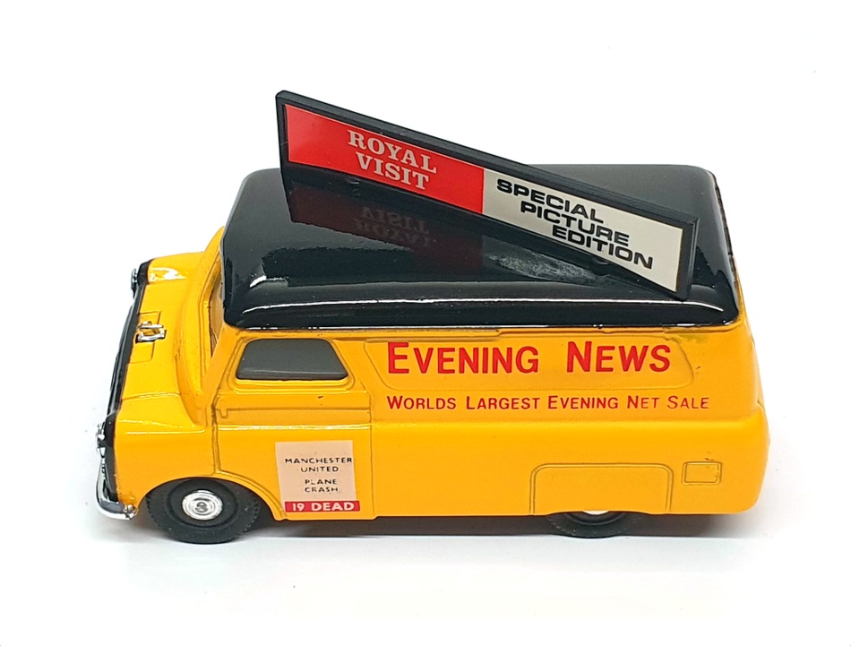 Corgi 1/43 Scale Diecast D981 - Bedford CA Van Evening News - Yellow