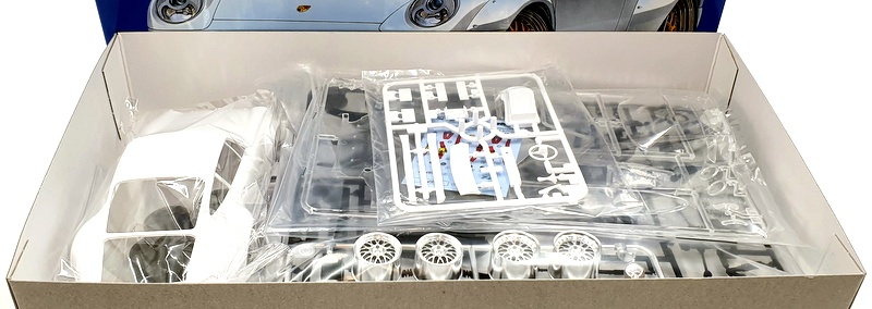 Revell Pontiac G.P. Turbo 限定版 1/24 Revell Pontiac G.P. Turbo 限定版 1/24 Revell Pontiac G.P.