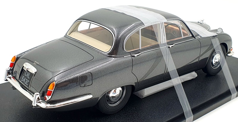 Cult Models 1/18 Scale CML054-3 - Jaguar S-Type - Metallic Grey Cult Models 1/18 Scale CML054-3 - Jaguar S-Type - Metallic Grey
