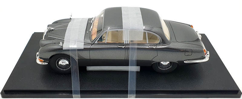 Cult Models 1/18 Scale CML054-3 - Jaguar S-Type - Metallic Grey Cult Models 1/18 Scale CML054-3 - Jaguar S-Type - Metallic Grey