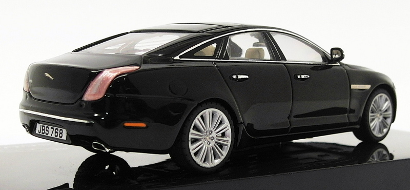 Ixo Models 1/43 Scale Diecast 76798 - Jaguar XJ - Black Amethyst Ixo Models 1/43 Scale Diecast 76798 - Jaguar XJ - Black Amethyst