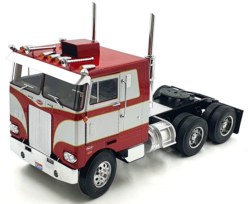 KK Scale Road Kings 1/18 Scale RK180151 - Peterbilt 352 Pacemaker Red/Silver