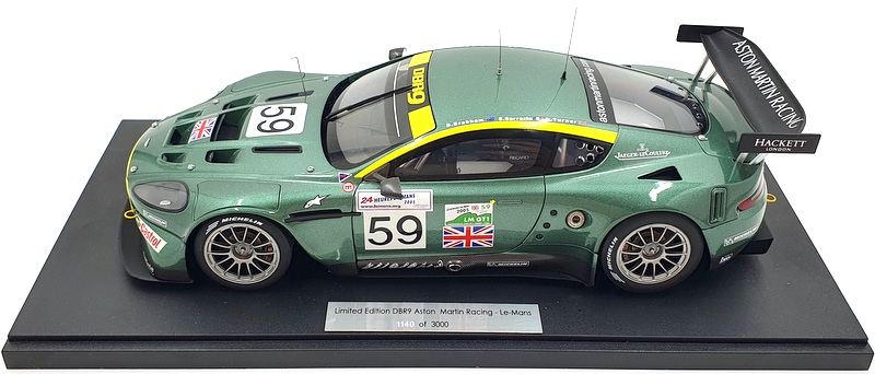 Autoart 1/18 Scale diecast 80507A - Aston Martin DBR9 Le Mans 2005
