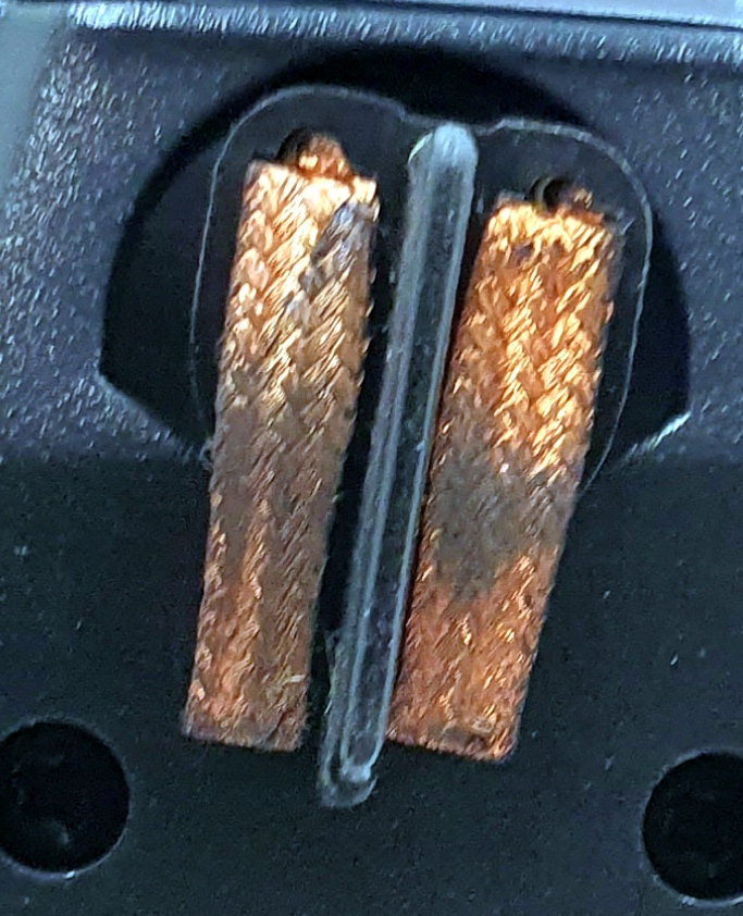 Ninco 1/32 Scale Slot Car 50195 - AC Cobra - Grey Ninco 1/32 Scale Slot Car 50195 - AC Cobra - Grey