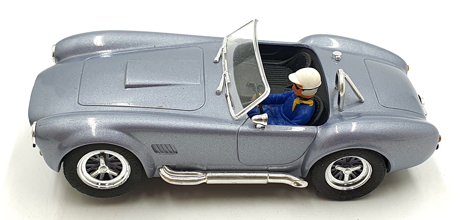 Ninco 1/32 Scale Slot Car 50195 - AC Cobra - Grey Ninco 1/32 Scale Slot Car 50195 - AC Cobra - Grey