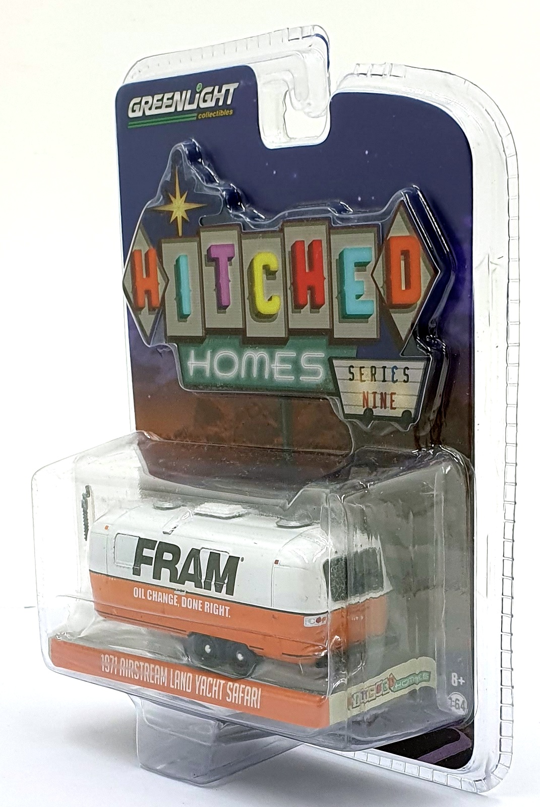 Greenlight 1/64 Scale 34090-B - 1971 Airstream Land Yacht Safari - FRAM Greenlight 1/64 Scale 34090-B - 1971 Airstream Land Yacht Safari - FRAM