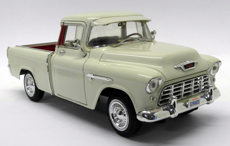 Ertl 1/18 Scale Diecast 7340 - 1955 Chevy 3100 Cameo Cream Pick-Up