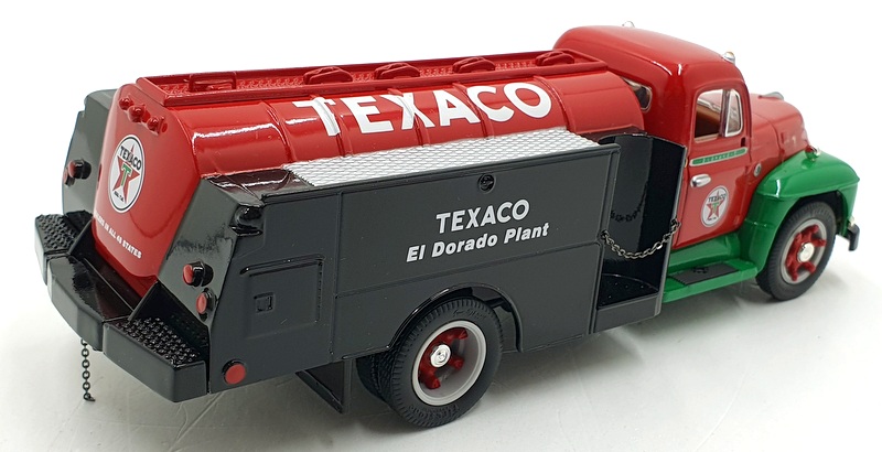 First Gear 1/34 Scale 18-2197 - 1955 Diamond T Fuel Tanker - Texaco