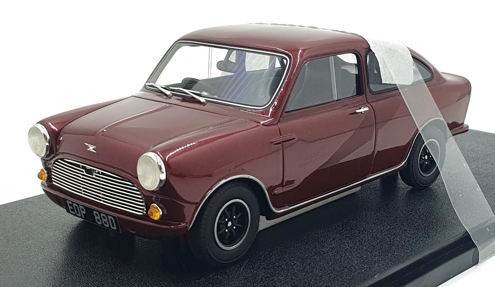 Cult 1/18 Scale Resin CML166-1 - Mini Broadspeed - Met. Red | eBay UK