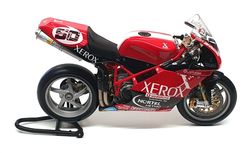 Minichamps 1/12 Scale 122 040250 - Ducati 999RS M. Praia WSB 2004