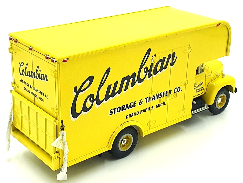 First Gear 1/34 Scale 19-1527 1957 International R-200 Moving Van Columbian